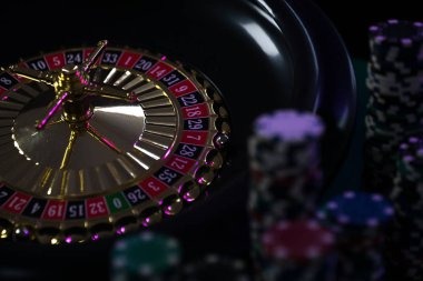keluaran beijing Dragon Tiger card game with live dealer