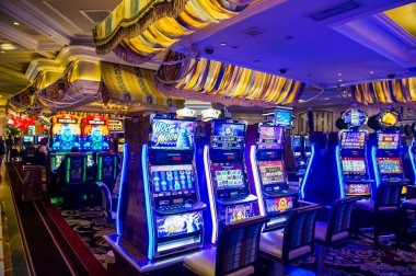 Betting interface: Ante and Play options keluaran beijing Teen Patti betting interface with Ante and Play options